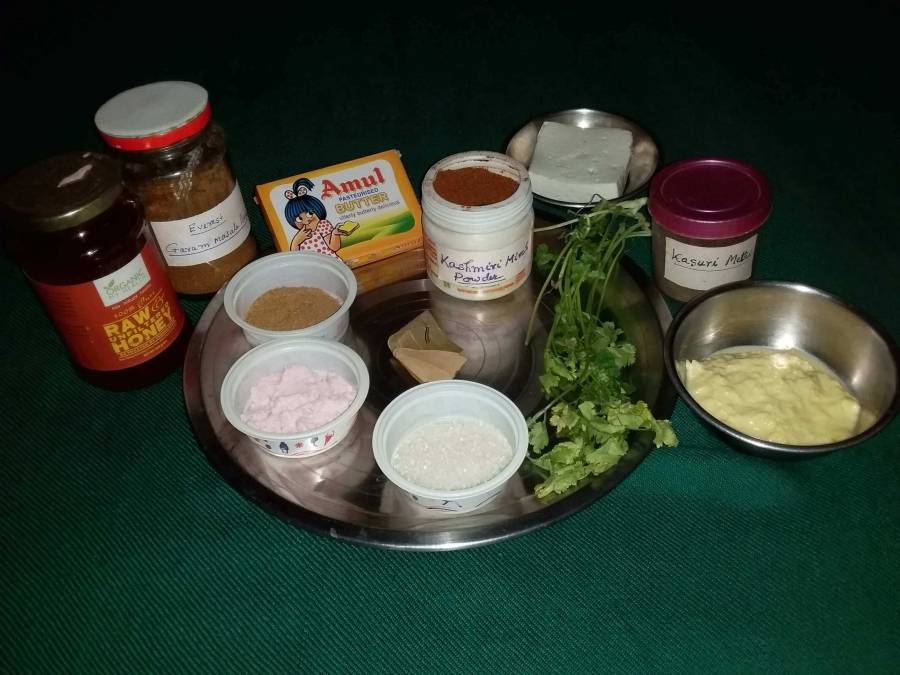  ti
Main ingredients for Panner Butter Masala Recipe.