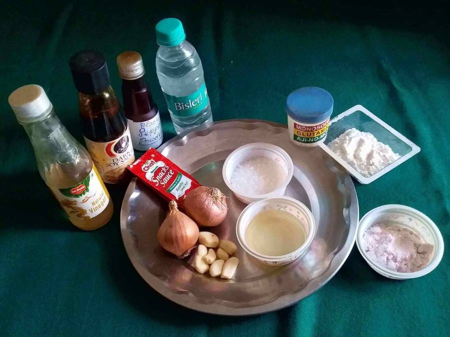 Ingredients for gravy preparation in chilli paneer gravy recipe